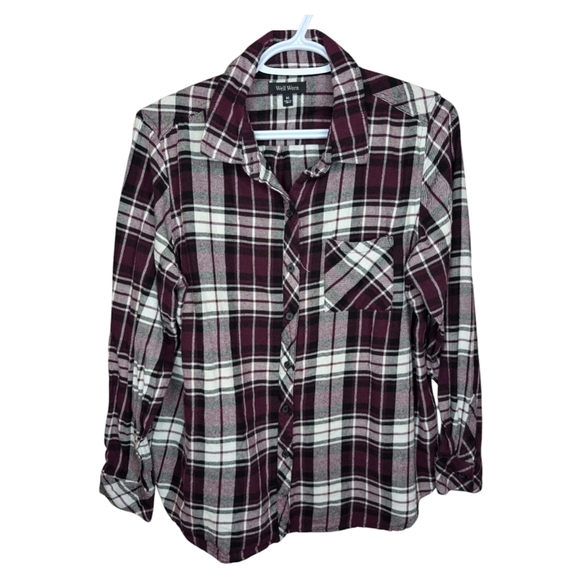 Well Worn Women’s Flannel Shirt Soft Button Down Shirt Berry/White Plaid-Medium - Picture 1 of 9